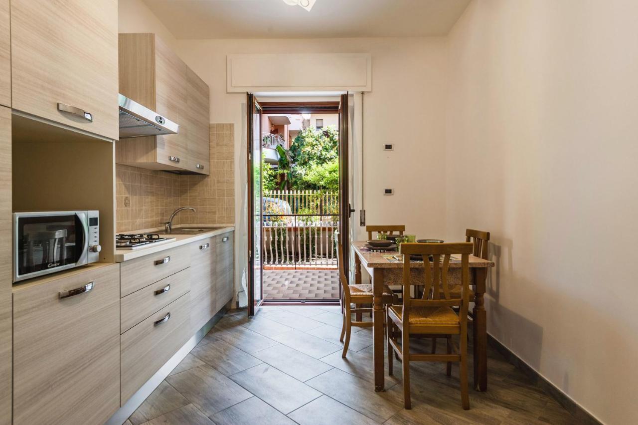 Lemon Tree Apartments By Wonderful Italy Giardini Naxos Εξωτερικό φωτογραφία